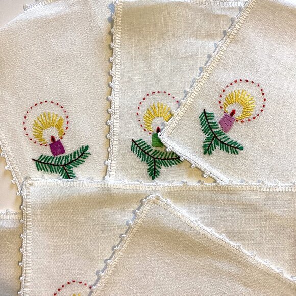 Set of 6 Small Christmas Placemats Table Runners Linens Cotton Linen Dining - Picture 2 of 4